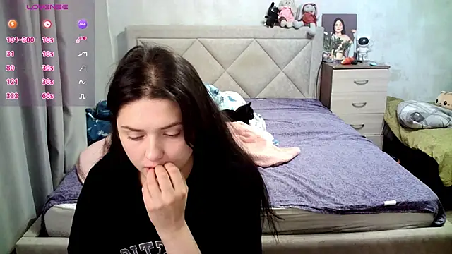 Snapshot of juliettkalen chatting on July 8, 2026, 4:46 am juliettkalen online show from July 8, 2026, 4:46 am