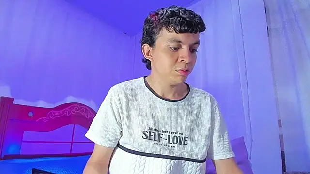 Snapshot of Lucaas_King chatting on October 11, 2025, 11:50 pm Lucaas King online show from October 11, 2025, 11:50 pm