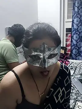 Snapshot of Harsh_Ankita_Couple chatting on October 29, 2025, 4:39 pm Harsh Ankita Couple online show from October 29, 2025, 4:39 pm