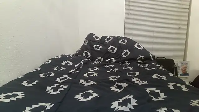 Peachestabby147 online show from October 22, 2025, 6:02 am