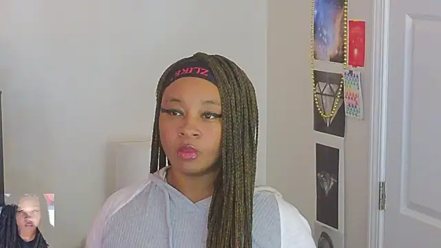 temptressbeauty24 online show from March 9, 2026, 6:39 am