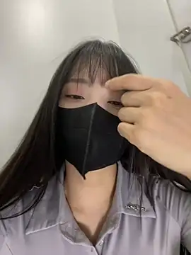 Snapshot of Asia-Lynn chatting on July 8, 2026, 10:05 am Asia-Lynn online show from July 8, 2026, 10:05 am