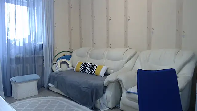 Snapshot of Alma44 chatting on November 12, 2025, 9:57 am Alma44 online show from November 12, 2025, 9:57 am