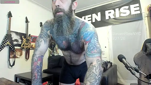 Snapshot of StevenRiseNYC chatting on March 21, 2026, 11:03 am StevenRiseNYC online show from March 21, 2026, 11:03 am