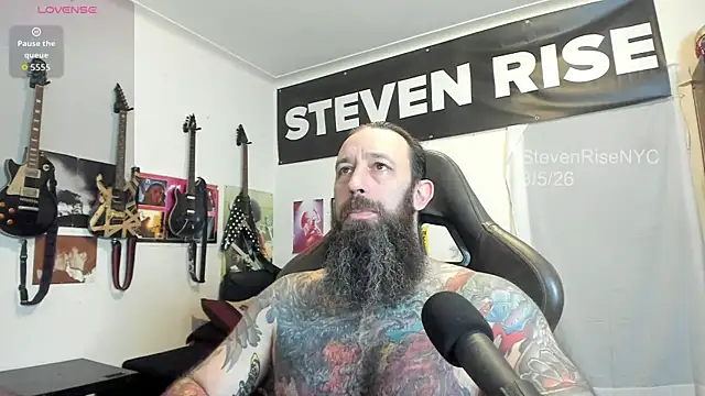 Snapshot of StevenRiseNYC chatting on March 5, 2026, 1:30 pm StevenRiseNYC online show from March 5, 2026, 1:30 pm