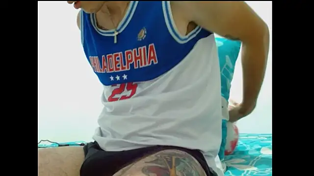 Snapshot of ChicoMaloFfF chatting on October 15, 2025, 9:45 pm ChicoMaloFfF online show from October 15, 2025, 9:45 pm