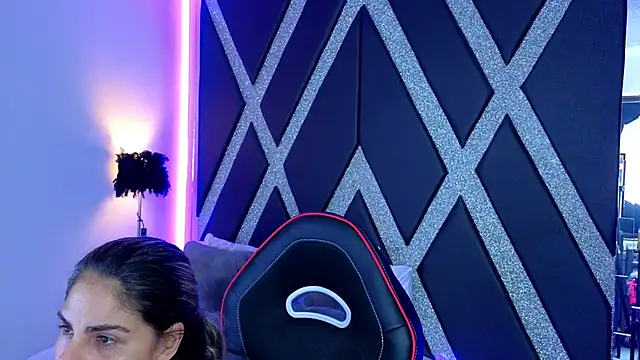 Snapshot of blonde_cat15 chatting on October 20, 2025, 8:53 pm blonde cat15 online show from October 20, 2025, 8:53 pm