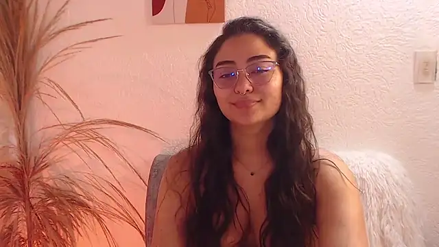 Snapshot of _Kim__M chatting on March 22, 2026, 2:40 pm Kim M online show from March 22, 2026, 2:40 pm