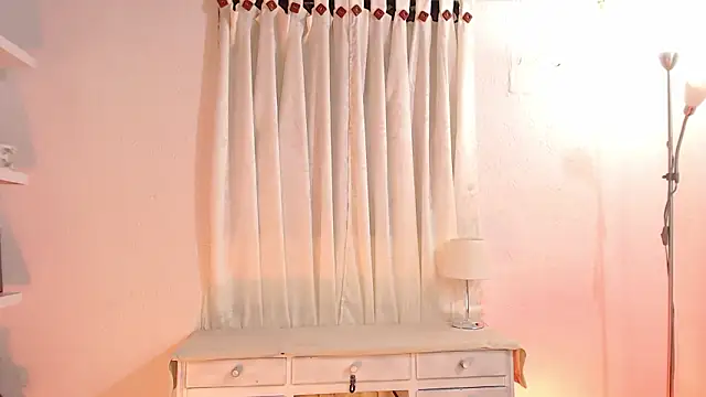 Snapshot of _Kim__M chatting on March 5, 2026, 2:13 pm Kim M online show from March 5, 2026, 2:13 pm