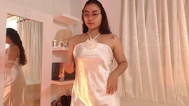 Snapshot of _Kim__M chatting on February 23, 2026, 3:01 pm Kim M online show from February 23, 2026, 3:01 pm