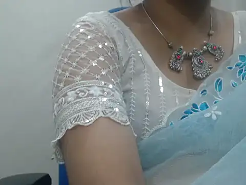 Snapshot of Lovely_Siri_23 chatting on April 17, 2026, 9:45 am Lovely Siri 23 online show from April 17, 2026, 9:45 am