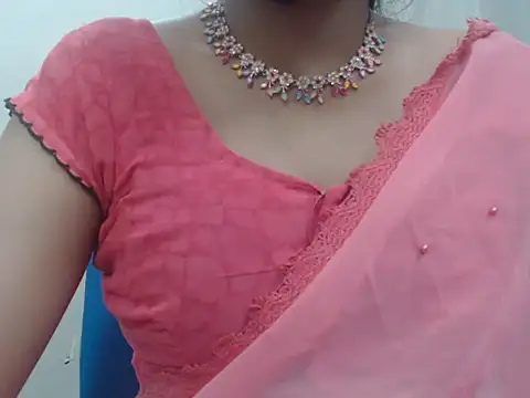 Snapshot of Lovely_Siri_23 chatting on March 12, 2026, 12:05 am Lovely Siri 23 online show from March 12, 2026, 12:05 am