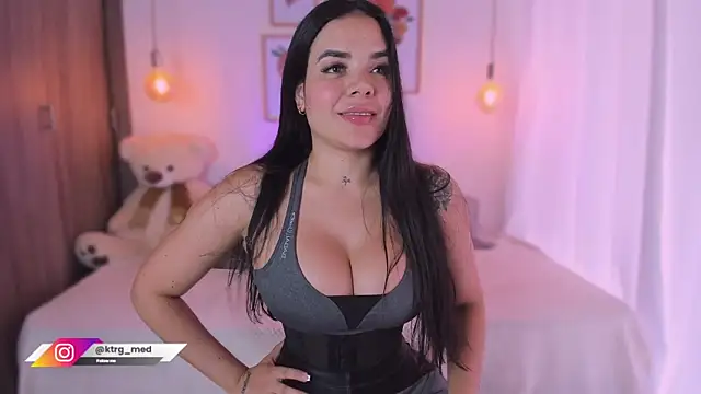 Snapshot of amelie_gonzalez chatting on December 20, 2024, 3:53 pm amelie gonzalez online show from December 20, 2024, 3:53 pm