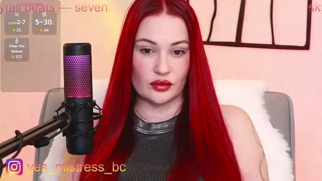 Vicky Fetish online show from April 26, 2026, 3:31 pm