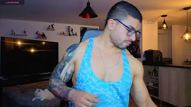 Snapshot of Michael_Diamond chatting on November 7, 2025, 2:16 am Michael Diamond online show from November 7, 2025, 2:16 am