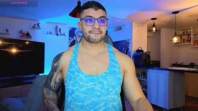 Snapshot of Michael_Diamond chatting on October 25, 2025, 4:44 am Michael Diamond online show from October 25, 2025, 4:44 am