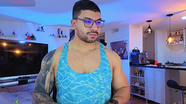 Snapshot of Michael_Diamond chatting on October 10, 2025, 1:56 pm Michael Diamond online show from October 10, 2025, 1:56 pm