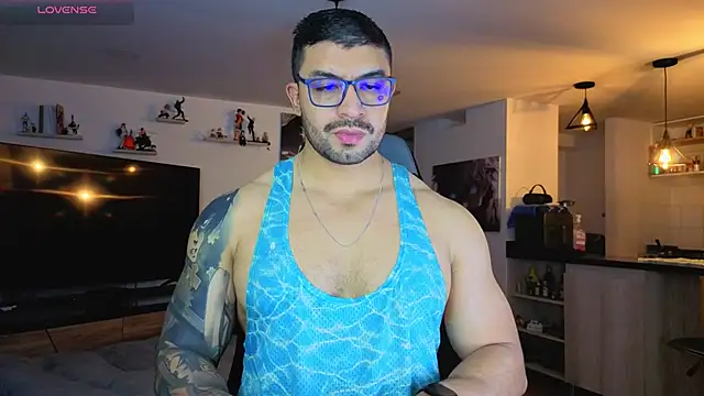 Snapshot of Michael_Diamond chatting on October 9, 2025, 3:18 am Michael Diamond online show from October 9, 2025, 3:18 am