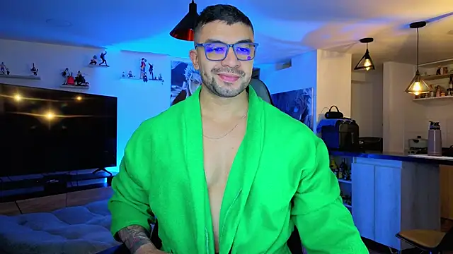 Snapshot of Michael_Diamond chatting on October 24, 2025, 3:38 am Michael Diamond online show from October 24, 2025, 3:38 am