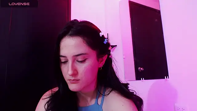 Snapshot of AlissonnFoxx chatting on June 15, 2026, 9:58 pm AlissonnFoxx online show from June 15, 2026, 9:58 pm