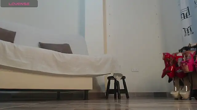 Snapshot of ammarahot7777 chatting on November 25, 2025, 12:44 am ammarahot7777 online show from November 25, 2025, 12:44 am