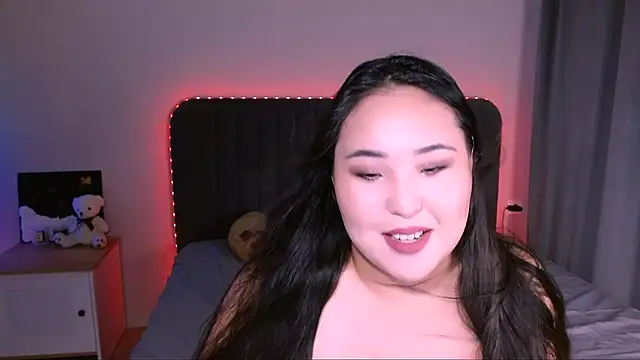 monabooty online show from June 7, 2026, 11:59 am