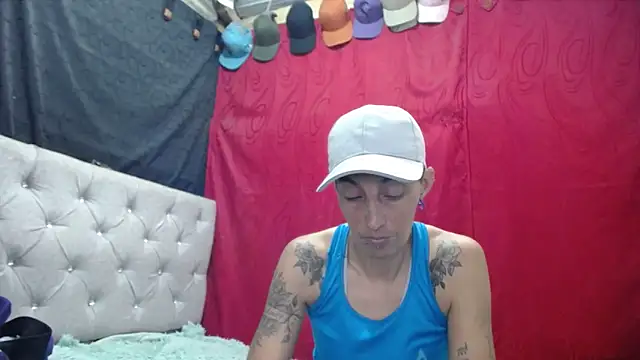 anyu1306 online show from March 21, 2026, 4:55 pm