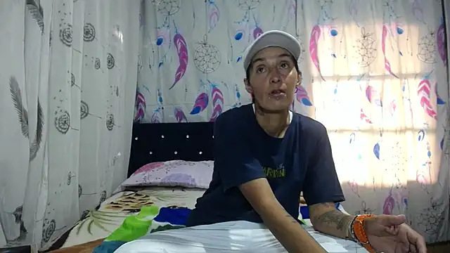 anyu1306 online show from March 5, 2026, 8:38 pm