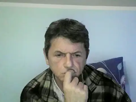 Snapshot of czarek888 chatting on October 16, 2025, 7:00 pm czarek888 online show from October 16, 2025, 7:00 pm