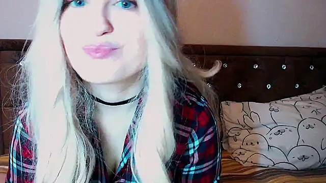 Snapshot of Sara4uu chatting on November 30, 2025, 2:18 pm Sara4uu online show from November 30, 2025, 2:18 pm