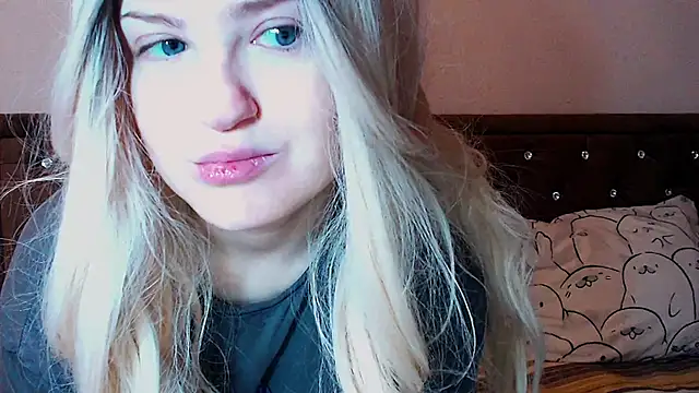 Snapshot of Sara4uu chatting on November 29, 2025, 2:34 am Sara4uu online show from November 29, 2025, 2:34 am