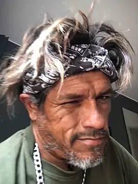 kvr27 online show from November 19, 2025, 5:46 pm