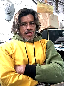 kvr27 online show from October 12, 2025, 8:43 pm