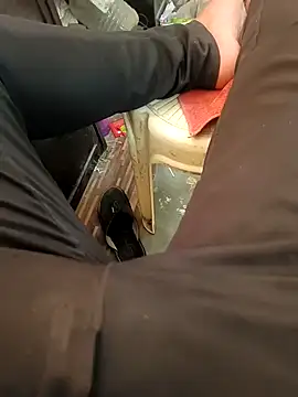 Snapshot of u_wan_me chatting on February 16, 2026, 3:49 am u wan me online show from February 16, 2026, 3:49 am