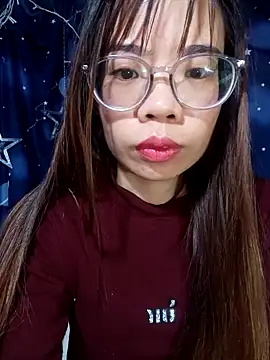   Mai-love19   online show from November 19, 2025, 11:05 pm