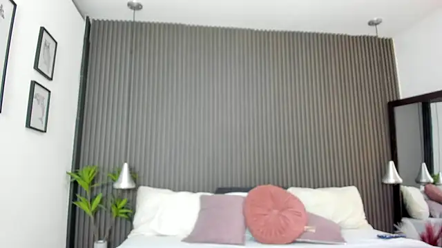 Snapshot of pervert_lizza chatting on June 17, 2026, 11:20 am pervert lizza online show from June 17, 2026, 11:20 am