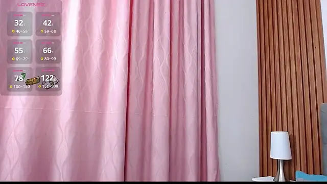 Snapshot of gisellsaenz chatting on October 28, 2025, 7:02 pm gisellsaenz online show from October 28, 2025, 7:02 pm