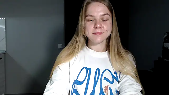 Snapshot of Sunbeam_ chatting on April 2, 2026, 8:04 pm Sunbeam online show from April 2, 2026, 8:04 pm