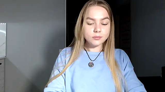 Snapshot of Sunbeam_ chatting on April 14, 2026, 6:24 pm Sunbeam online show from April 14, 2026, 6:24 pm