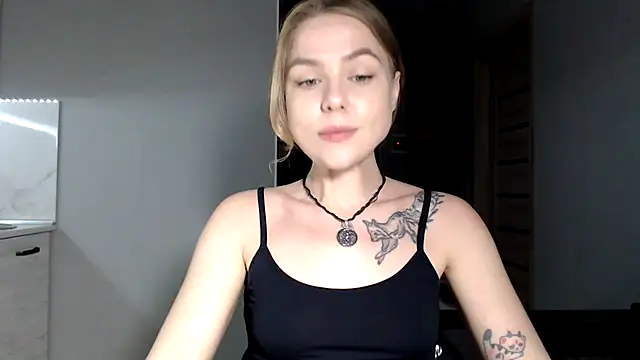Snapshot of Sunbeam_ chatting on April 23, 2026, 8:21 pm Sunbeam online show from April 23, 2026, 8:21 pm