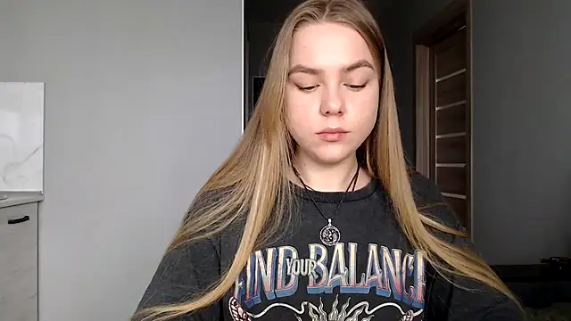 Snapshot of Sunbeam_ chatting on April 16, 2026, 1:23 pm Sunbeam online show from April 16, 2026, 1:23 pm