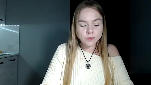 Snapshot of Sunbeam_ chatting on April 18, 2026, 9:26 pm Sunbeam online show from April 18, 2026, 9:26 pm