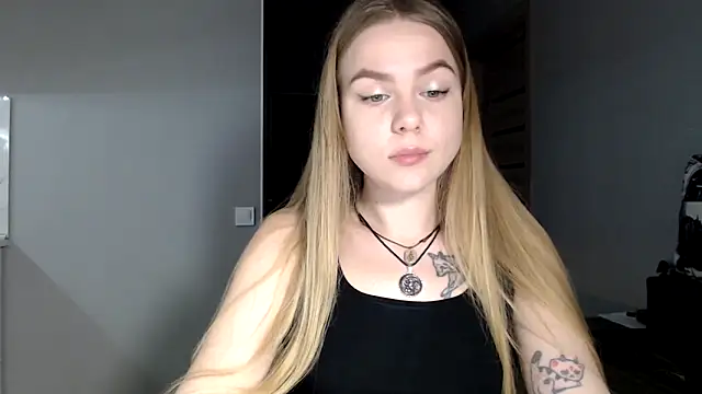 Snapshot of Sunbeam_ chatting on April 10, 2026, 7:43 pm Sunbeam online show from April 10, 2026, 7:43 pm
