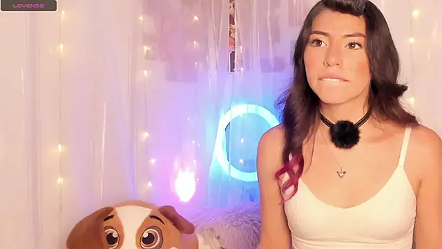 natalie jaensen online show from February 18, 2026, 10:28 pm