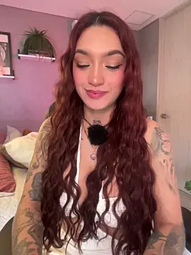 Snapshot of DaniDusan_ chatting on February 6, 2026, 7:10 pm DaniDusan online show from February 6, 2026, 7:10 pm