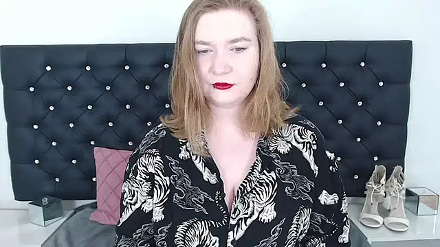 LaraDream online show from February 13, 2025, 10:43 pm