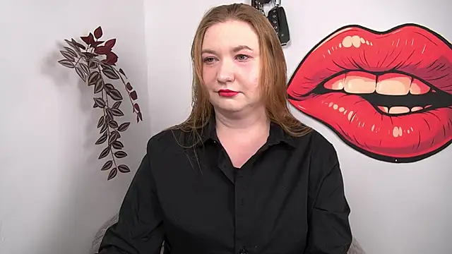 LaraDream online show from February 3, 2026, 1:27 pm