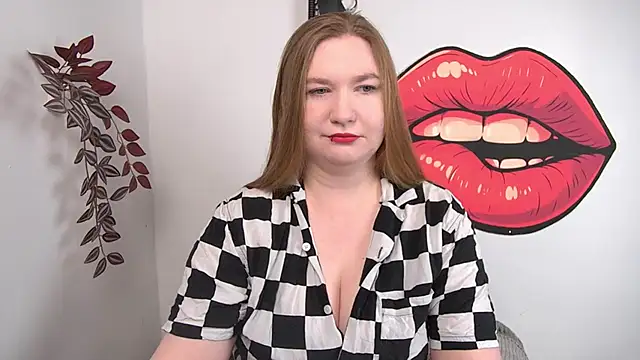LaraDream online show from April 26, 2026, 2:25 pm