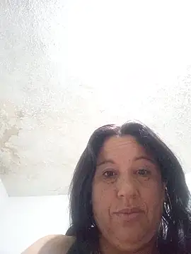 Snapshot of valeriapinter chatting on July 20, 2026, 10:33 am valeriapinter online show from July 20, 2026, 10:33 am