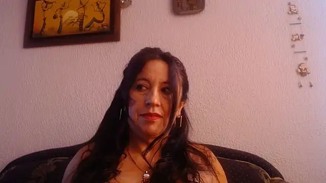 Snapshot of valeriapinter chatting on June 25, 2026, 1:05 pm valeriapinter online show from June 25, 2026, 1:05 pm